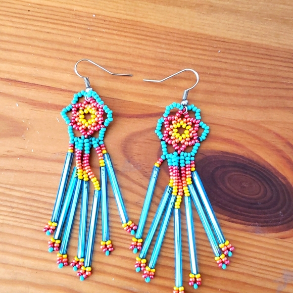 Jewelry - Native American beaded earrings